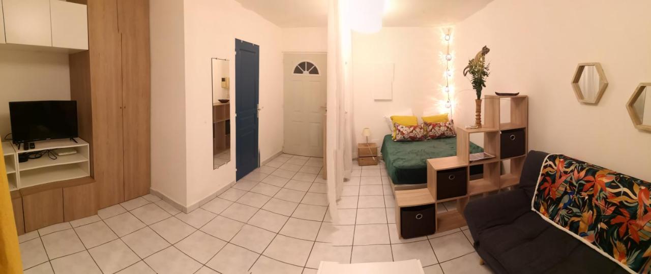 Superbe Appartement A 5Min De La Plage 2Min Du Chu Saint Pierre Exterior foto